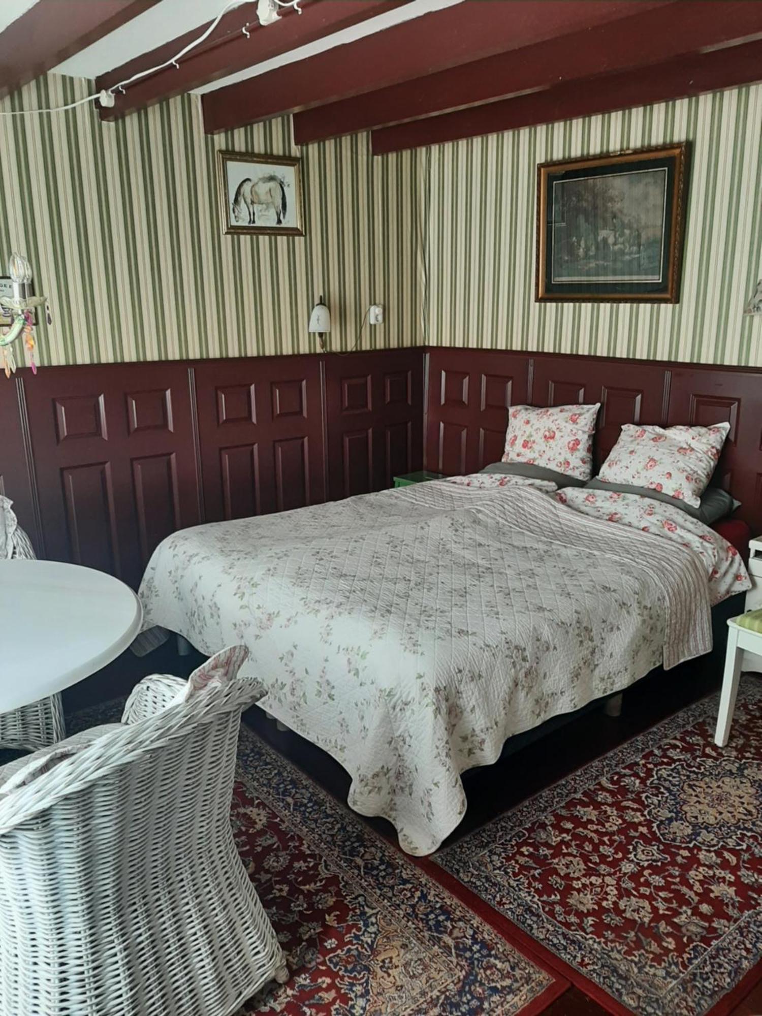 Bed And Breakfast Het Oude Bos Wijnjewoude Ngoại thất bức ảnh